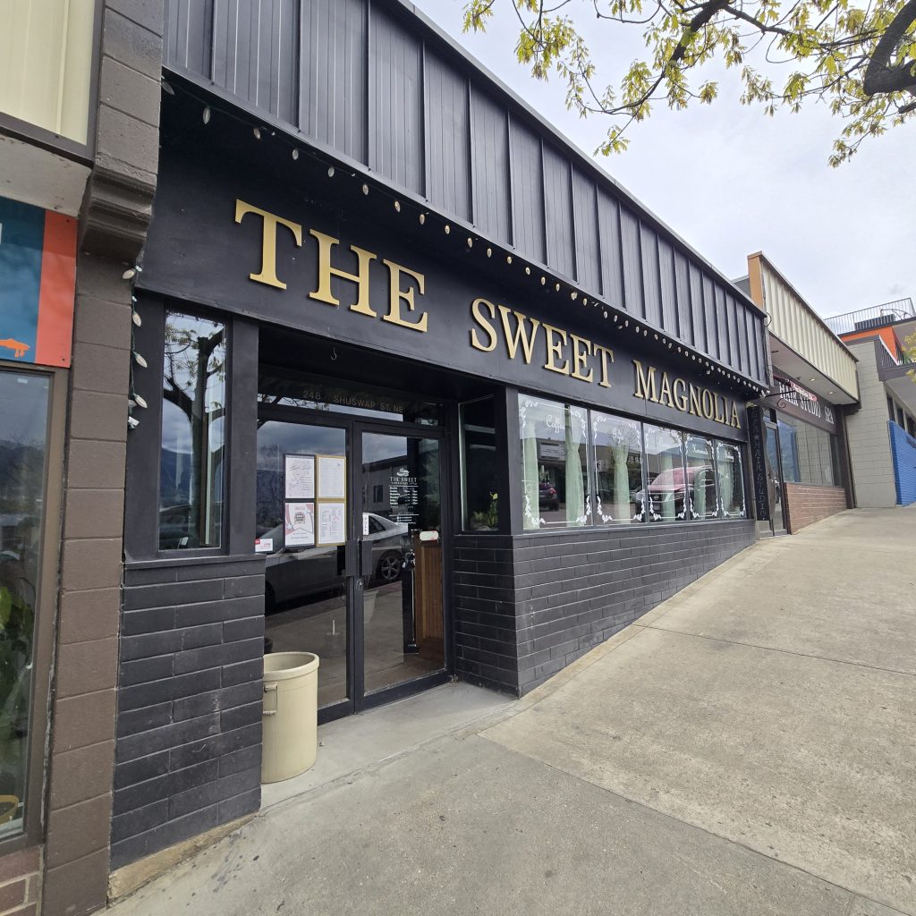 The Sweet Magnolia Café